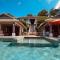 Luxury villa Seaview & Sunset 100m from the beach