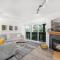 Amazing Village Location with PRIVATE Hot Tub
