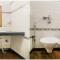 Townhouse Hotel Taksonz