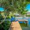 Batemans - New Luxury Canal Front Home with Pool Spa Dock Close to Bean Point Pine Ave