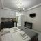 Giga Guest House