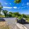 MICIKA Country house