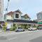 Townhouse Oak Melaka Near Dataran Pahlawan Formerly Ideals Hotel