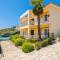 Skala Villa Yellow