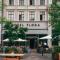 Hotel Flora