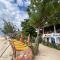 Zanzi beach hotel