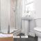 Wigan Short Let Spacious 4BR, Contractors Welcome