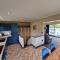 Penthouse - Duplex Flat - Central Location