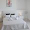 Jacaranda Apartments & Studios