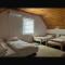 Anelora House