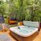 Hot Tub, Fire Pit and Barrel Sauna Poconos Abode