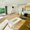 Prima Tower- Penthouse Style Super-sized Apartment with Stunning Views