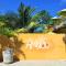 Casa de Amistad Guesthouse