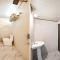 FabHotel Lazeeno