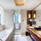 The Ritz-Carlton, Chengdu