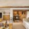 2 Pigsfoot Cottages