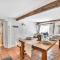 2 Pigsfoot Cottages