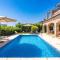 Rustic Villa Lara with pool