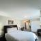 Midnight Sun Inn