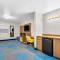 Days Inn by Wyndham Mitchell SD