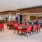 Holiday Inn Express & Suites - Tampa East - Ybor City by IHG