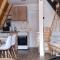 Mountain House Una