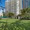 The Crest Apartments - Main Beach