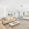 Paringa Beachfront Apartment 7 with Ocean Views