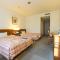 Tendo Central Hotel