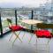 Scenic 2BR RiverView Suite in Downtown