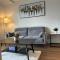 Scenic 2BR RiverView Suite in Downtown