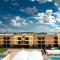 Emerald Greens Condo Resort - تامبا