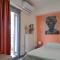 Makis rooms A