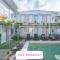 Surf Inn Boutique Backpackers - FREE BREAKFAST