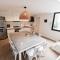 Fliphaus Salvador 5879 'A' 4 Bd BBQ & Pool Palermo