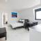 Moderne F2 proche ORLY, Paris