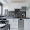Moderne F2 proche ORLY, Paris