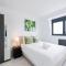 Moderne F2 proche ORLY, Paris