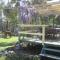 Twisted Gum Vineyard Cottage - Ballandean