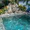 Casa Sophia 3 listings Apartment 1 or Apartment 2 separately or Apt 1 and 2 together all with FO internet