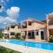 Heliotropia Houses