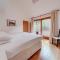 2 Bed in Cowes IC018