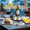 Sumitel Hotel 500 meters from Mall Road