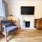 Spacious 4-bedroom townhouse in the city center with free parking