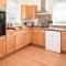 3 Bed in Totland Bay IC110