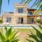H&O Villa Arizona Gold Residence