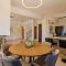 H&O Villa Arizona Gold Residence