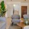 H&O Villa Arizona Gold Residence