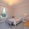 5 Bed in Sandown 87008