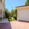 H&O Villa Arizona Gold Residence